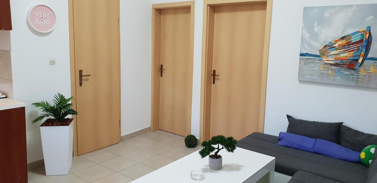 Apartmani Samanta Vir Exteriér fotografie