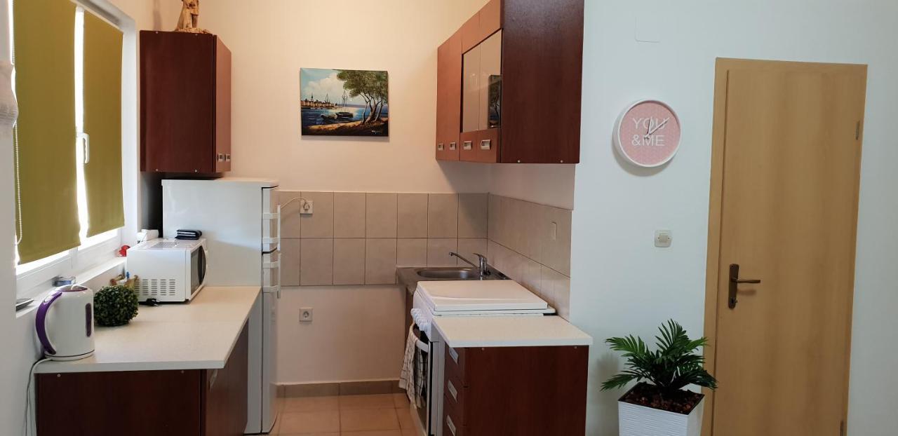 Apartmani Samanta Vir Exteriér fotografie